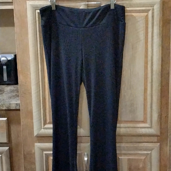 New With Tags Black Color Pants (Women's Size 0X or XL) - Picture 3 of 14